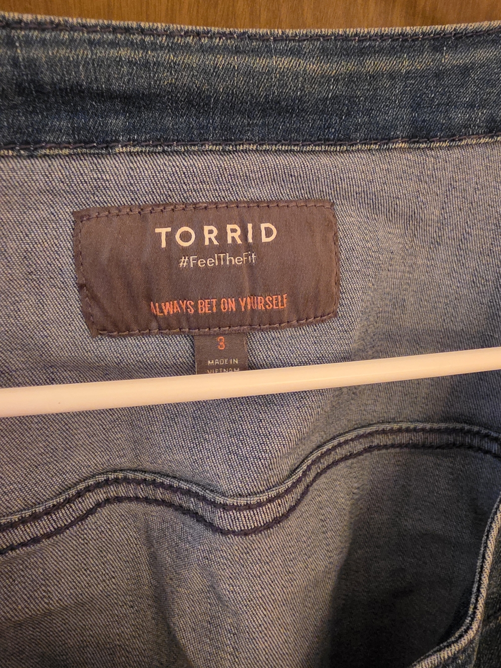 torrid Medium Blue Cropped Denim Jacket with Short Sleeves-3X - Picture 2 of 4